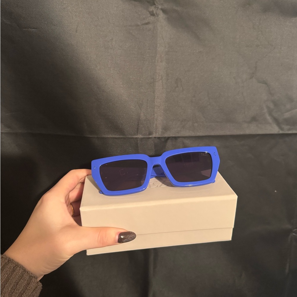 DEZI Bold Blue Rectangular Sunglasses